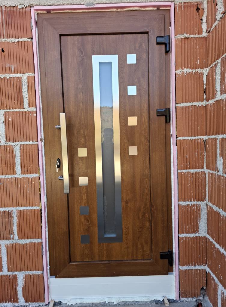 571561222_1391055229696650_714763442573341031_n