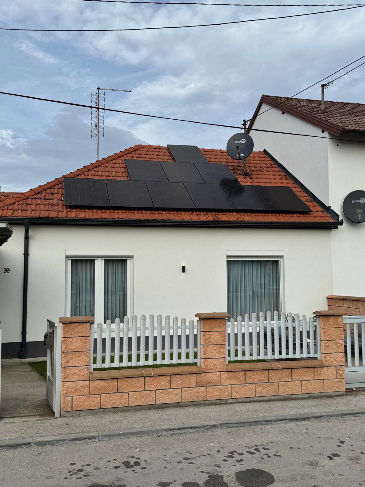 582746866_122181569114447374_3324911322950412987_n