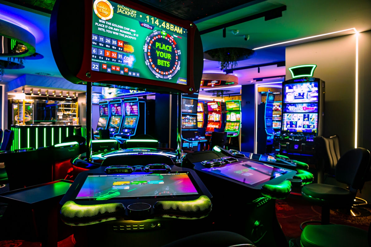 Vegas-Casino-50-of-60